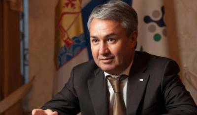 Депутат Госдумы уроженец Таджикистана Рахим Азимов попал в ДТП в Москве - dialog.tj - Москва - Таджикистан