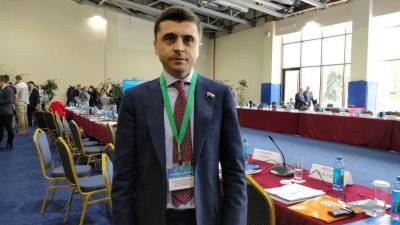 Владимир Путин - Руслан Бальбек - Павел Климкин - Константин Салаев - Депутат Госдумы заявил, что Москва и Киев могут обсудить накопившиеся вопросы - nation-news.ru - Москва - Киев