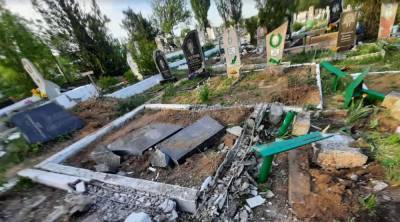 На Донбассе террористы «ЛНР» танком разрушили кладбище - real-vin.com - Украина - ЛНР - Алчевск - Перевальск