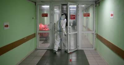 Майкл Райан - ВОЗ: второй год пандемии будет тяжелее первого - readovka.news