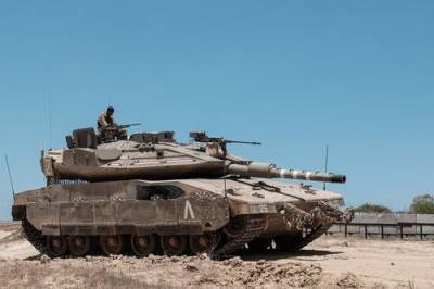 Появилось видео с места уничтожения израильского танка Merkava российским комплексом «Корнет» на вооружении ХАМАС - argumenti.ru - Израиль - Палестина