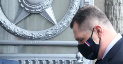 Посол Чехии в РФ растерялся после объявления страны недружественной - ren.tv - Россия - Чехия
