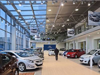 Сергей Целиков - Эксперт рассказал о возможном резком росте цен на автомобили - u24.ru