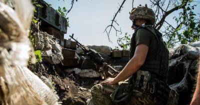 За прошедшие сутки боевики 16 раз нарушили "тишину" на Донбассе, один военнослужащий получил ранения - tsn.ua - Обстрелы