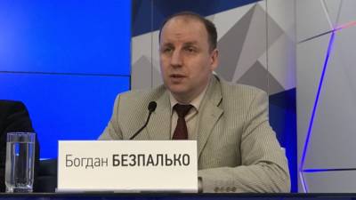 Владимир Зеленский - Петр Порошенко - Виктор Медведчук - Богдан Безпалько - Тарас Козак - Политолог Безпалько призвал РФ ввести санкции против Украины за арест Медведчука - nation-news.ru - Москва