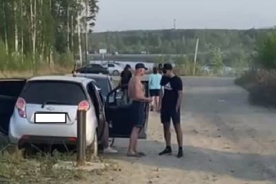 В Екатеринбурге за доступ к водоему неизвестные начали требовать деньги - eburg.mk.ru - Екатеринбург