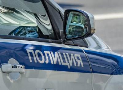 Легковой автомобиль врезался в остановку в Курске, есть пострадавшие - argumenti.ru - Курск