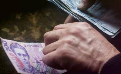 У пенсионеров отнимут от 20% до 50% выплат: в Пенсионном фонде рассказали, кто может остаться без денег - akcenty.com.ua