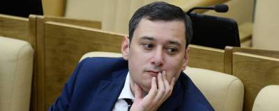 Александр Хинштейн - Депутат ГД Хинштейн объяснил, почему удалил свои посты про «мусоров» - runews24.ru - Париж - Twitter