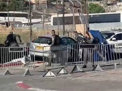 В Иерусалиме автомобиль въехал в толпу людей: есть раненые - unn.com.ua - Киев - Израиль - Иерусалим - Восточный Иерусалим - Нападение