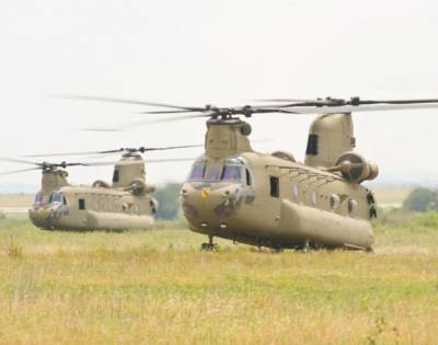 Великобритания собирается купить 14 новых вертолетов Chinook: для их поставки потребуется 10 лет - enovosty.com - Англия - Великобритания