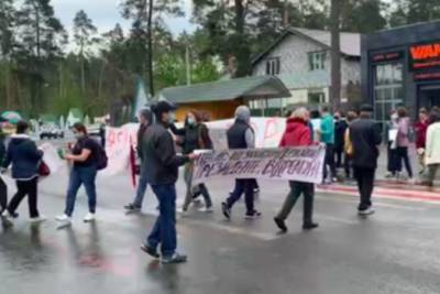 Под Киевом протестующие перекрыли Варшавскую трассу: образовались пробки - rupor.info - Киев - Буча