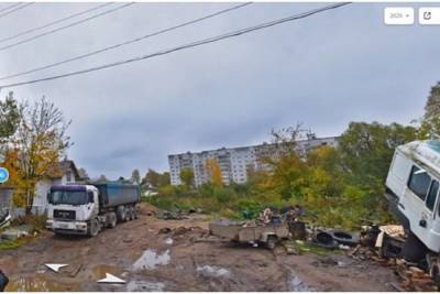Житель Ржева устроил на своём участке стоянку для фур - tver.mk.ru - Тверская обл. - Ржев - Экология