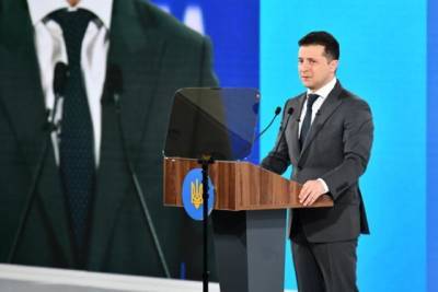 Владимир Зеленский - Зеленский пообещал, что Украина войдет в режим paperless 24 августа - real-vin.com