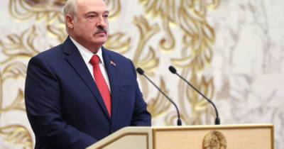 Александр Лукашенко - Лукашенко разрешил "давить" массовые беспорядки боевой и спецтехникой - dsnews.ua