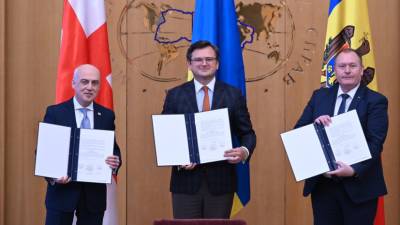 Давид Залкалиани - Дмитрий Кулеба - Украина, Грузия и Молдавия подписали меморандум о цели евроинтеграции - russian.rt.com - Молдавия - Грузия