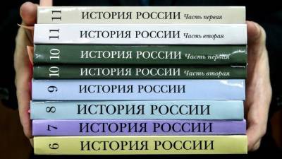 Владимир Путин - В российских школах появятся новые учебники по истории - 5-tv.ru - Севастополь - Одесса