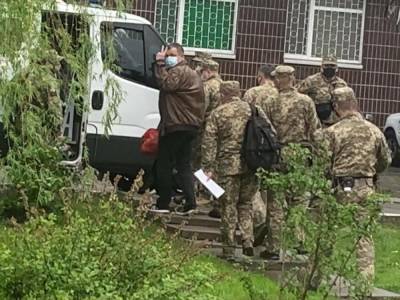 Семен Семенченко - Семенченко отконвоировали в суд из кардиореанимации – жена - gordonua.com