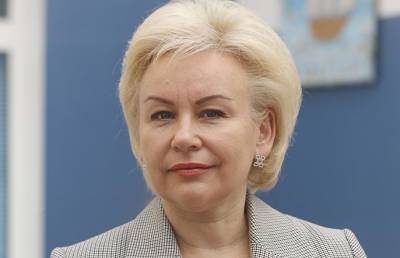 Ирина Костевич - «Это очень дорогое удовольствие для государства». Костевич – об условиях, при которых возможно сокращение декретного отпуска и пересмотр размера пособий - ont.by