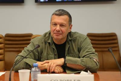 Владимир Соловьев - Борис Ельцин - Анатолий Чубайс - «Должен сидеть»: Соловьев предложил судить Чубайса за ненависть к советской власти - vm.ru