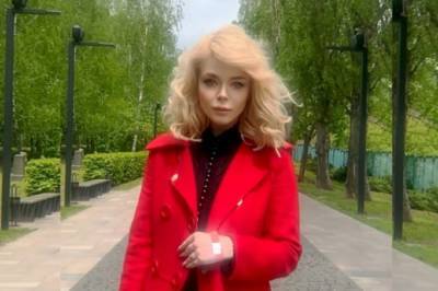 Алина Гросу - Алина Гросу в кружевном платье приковала взгляды к роскошному декольте: "Какое удовольствие, что..." - sport.politeka.net