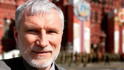 Алексей Журавлев - Лидер "Родины" пообещал новгородцам обратить внимание властей на многодетные семьи - polit.info - Новгородская обл.