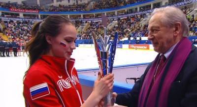 Алина Загитова - Фигуристка Загитова решила получить второе высшее образование - gazeta.ru