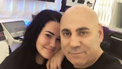 Иосиф Пригожин - «Мы будем бороться!» — суд выписал из квартиры детей и экс-супругу Пригожина - 5-tv.ru
