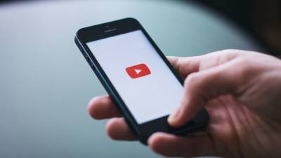 Роскомнадзор пригрозил замедлением работы YouTube и Facebook - crimea.ria.ru - Крым - Симферополь - Twitter