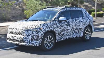 В США фотошпионы заметили Toyota Corolla Cross - autonews.ua - Украина
