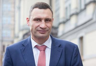 Виталий Кличко - Маски-шоу в доме, где живет Кличко: правоохранители заявили, что приходили к соседям - facenews.ua - Киев