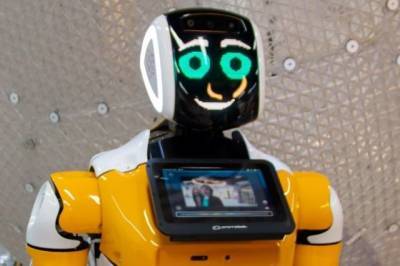 В российской гимназии появился первый робот-учитель - aif.ru - окр. Янао - Лабытнанги