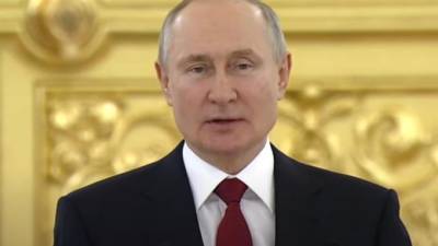 Владимир Путин - Путин призвал делать все, чтобы не допустить забвения уроков Второй мировой войны - piter.tv - Посол