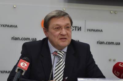 Виктор Суслов - Экс-министр экономики: Украиной управляет Запад, а инструментом является западное финансирование - news-front.info - Украина - Запад