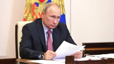 Песков - Путин - Путин не собирается уходить в полноценный отпуск этим летом - newinform.com