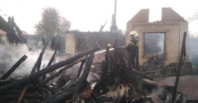 В Харьковские области сразу три частные усадьбы оказались в огне: подозревают поджог - tsn.ua