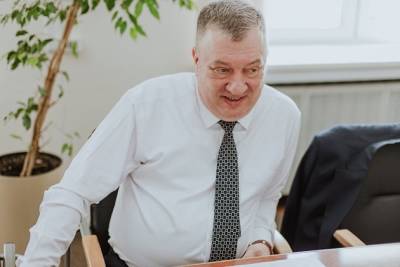 Гурулёв на встрече участников праймериз «Единой России»: Пирожки не ели — не дружу с вами - chita.ru - Чита