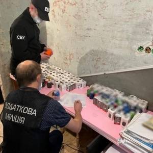 В Украине разоблачили схему ввоза контрафактного топлива на 100 млн. Фото - reporter-ua.com - Украина - Киев - Луганская обл. - Черниговская обл.