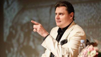 Евгений Понасенков - Понасенков после «Вечернего Урганта» рассказал, почему не любит песню «Ride It» - gazeta.ru - Англия