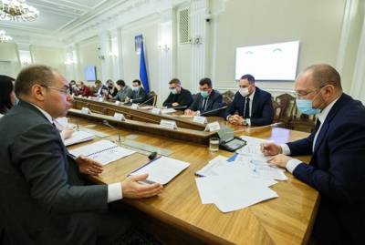 Евгения Кравчук - Максим Степанов - Степанов приехал в Раду и поставил под сомнение слова Евгении Кравчук - kp.ua