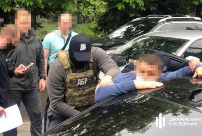 Правоохранители задержали судью Донецкого окружного админсуда при получении крупной взятки - kp.ua - Донецк - Харьков - Славянск - Донецкая обл.