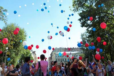 Денис Буцаев - Выпускников школ попросили не запускать воздушные шары - neva.today - Санкт-Петербург