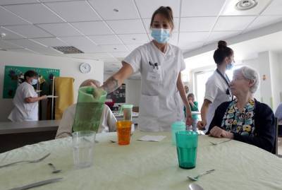 За сутки коронавирусом заболели более пяти тысяч украинцев - kp.ua