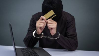 Похитивший почти миллион рублей заключенный останется в пермской колонии на 15 лет - riafan.ru - Челябинская обл. - Пермь
