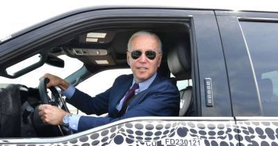 Джо Байден - Ford - "Этот засранец быстр". Президент США Джо Байден протестировал электропикап Ford F-150 (видео) - focus.ua - шт. Мичиган