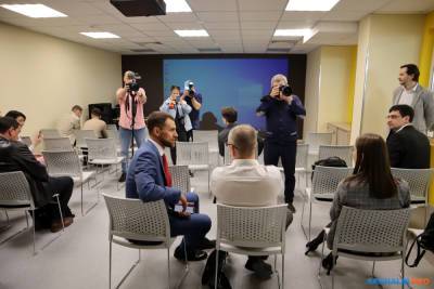 Лимаренко открыл в Южно-Сахалинске IT-парк и назвал минцифры рудиментом - sakhalin.info - Сахалинская обл. - Южно-Сахалинск