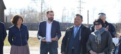 Александр Ведерников - В Эхирит-Булагатском районе депутаты ЗС посетили с/х предприятие и строящиеся КОС - runews24.ru - Иркутская обл.