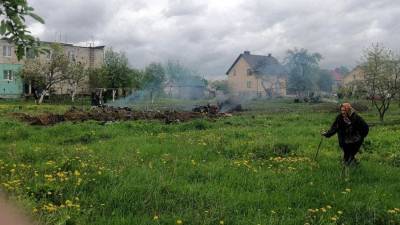 Военный самолет упал на жилой дом в Белоруссии - iz.ru - Барановичи