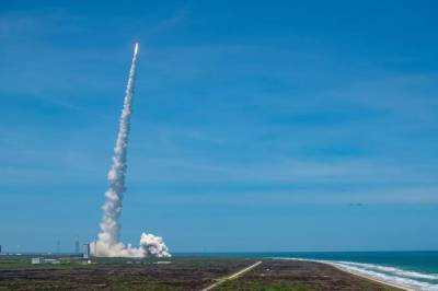 Atlas V (V) - Космические силы США запустили спутник предупреждения о ракетном нападении - techno.bigmir.net - США - Киев - шт.Флорида