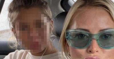 Дана Борисова - Лайф узнал о проблемах в семье Даны Борисовой, чья 13-летняя дочь нанесла себе увечья во время уроков - reendex.ru